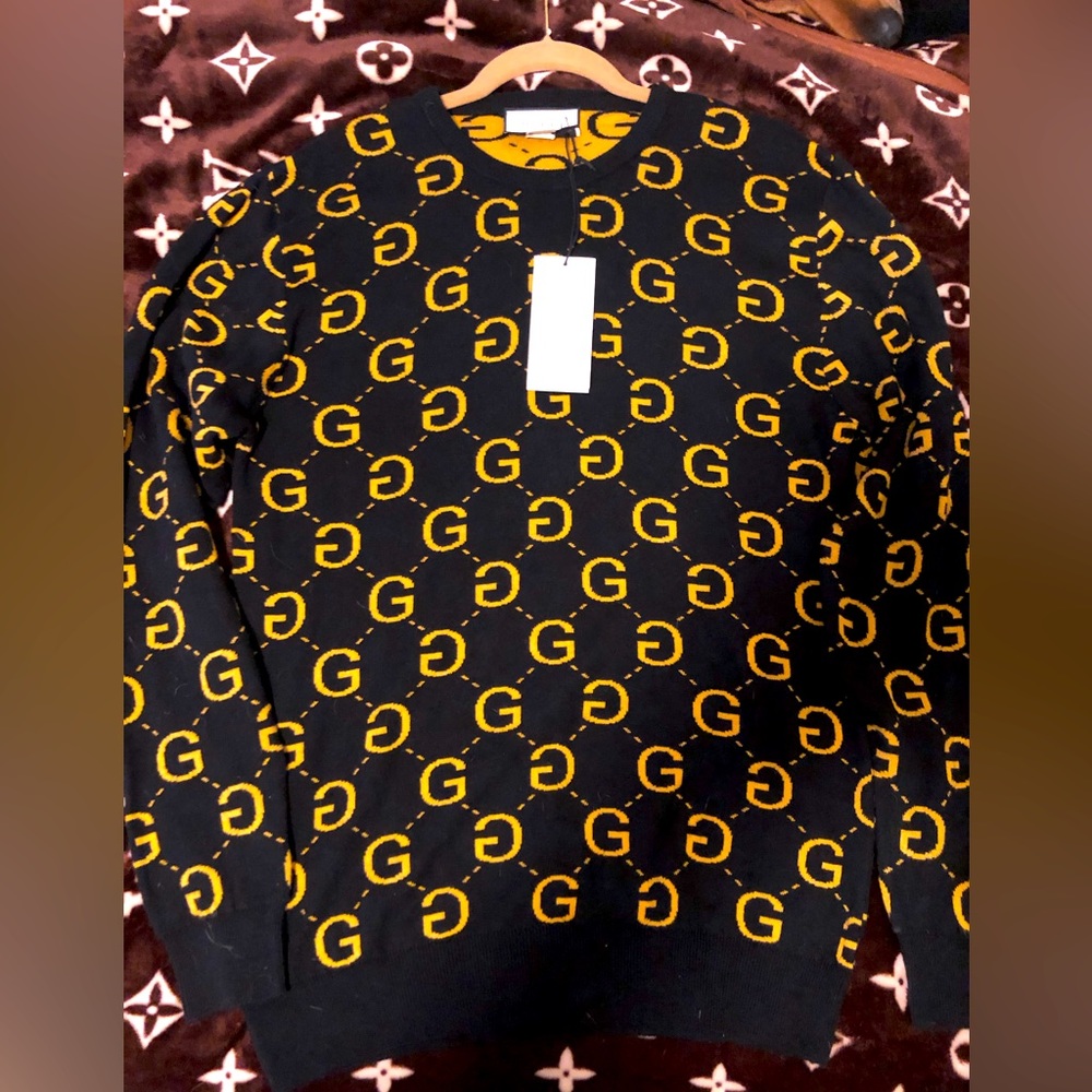 NWT Gucci GG Sweater! Great Gift!